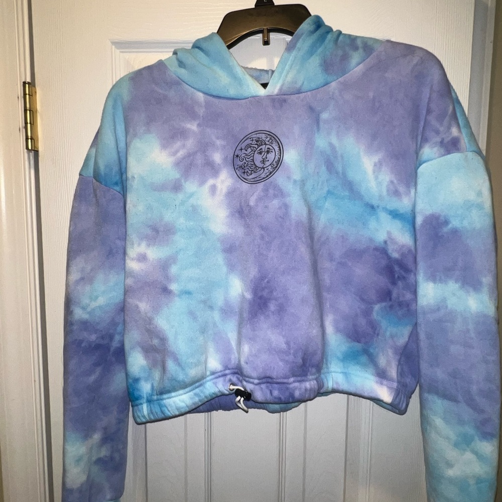 FADED ROSE ZODIAC HOODIE Large
